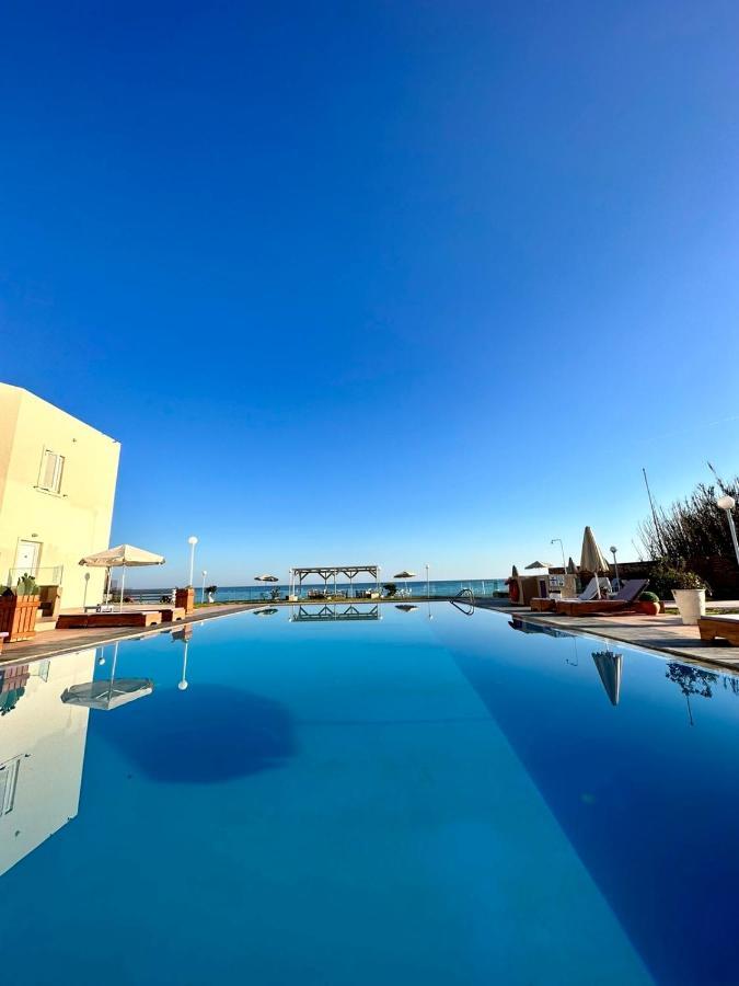 Nautica Aparthotel 3*