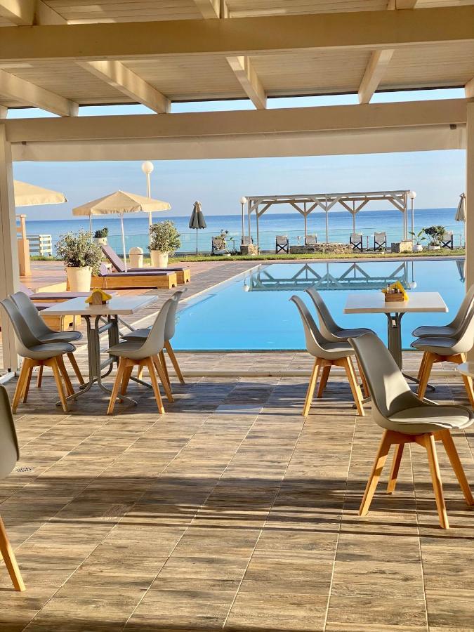 Ξενοδοχείο με διαμερίσματα Nautica 3*